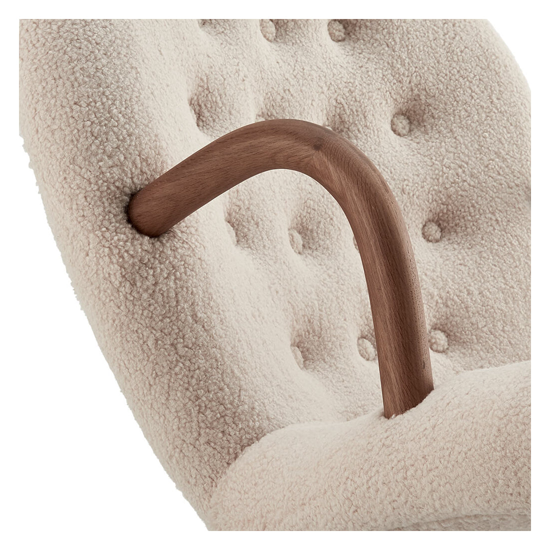 Arctander Clam Armchair Sheepskin, Long Hair| DC Concept