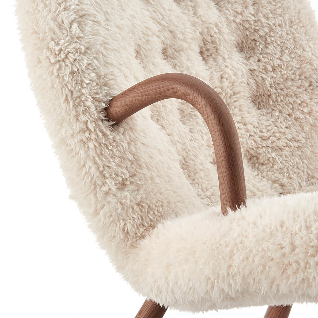 Arctander Clam Armchair Sheepskin, Long Hair| DC Concept