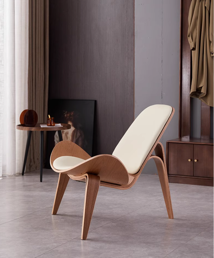 Hans Wegner CH07 Shell Chair, Black & Walnut