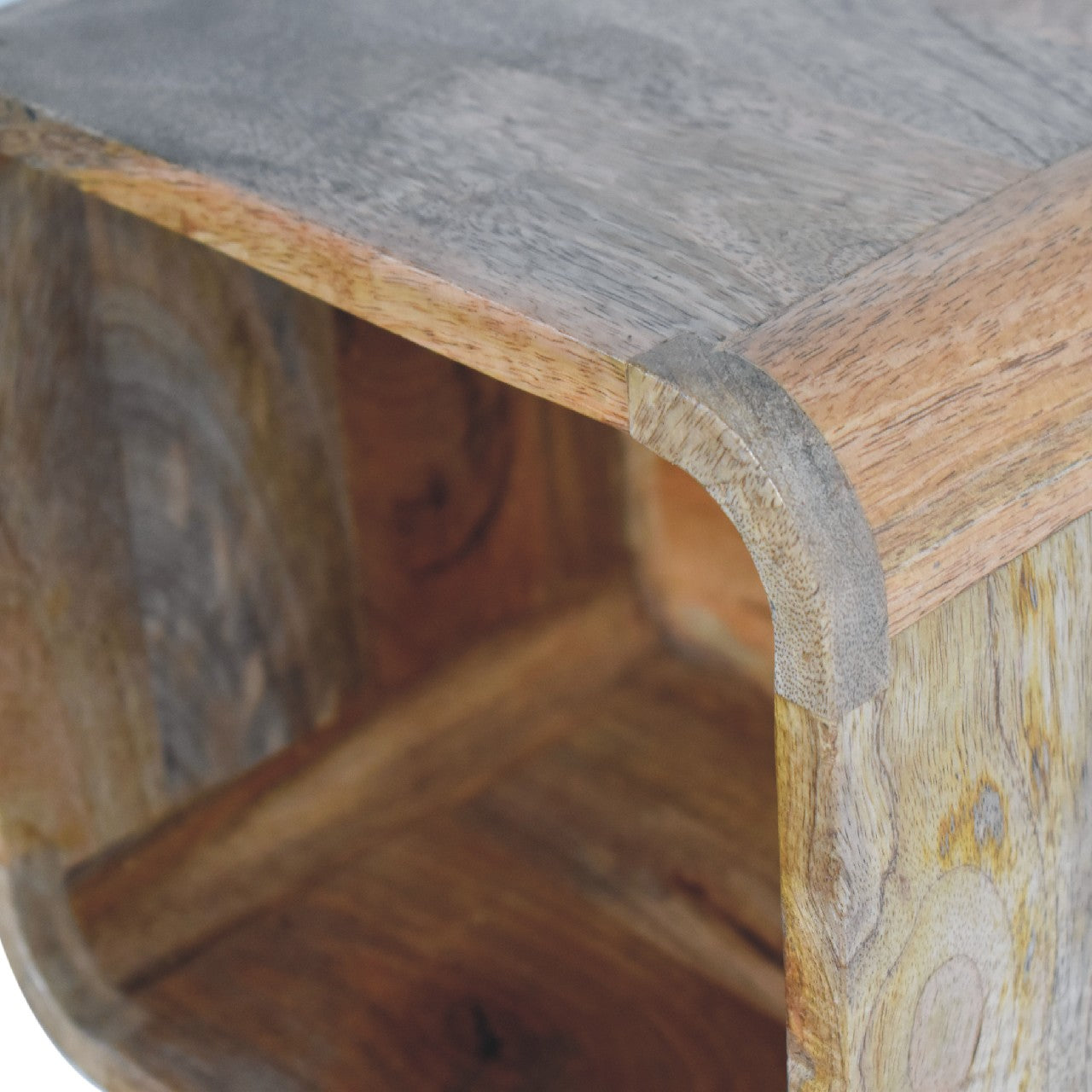 Floating Open Bedside Table in Oak-ish Finish
